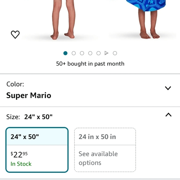 Super Mario Hooded Towel - Picture 5 of 5